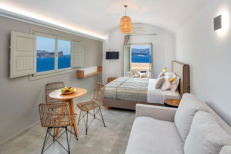 Hotel Kokkinos Villas