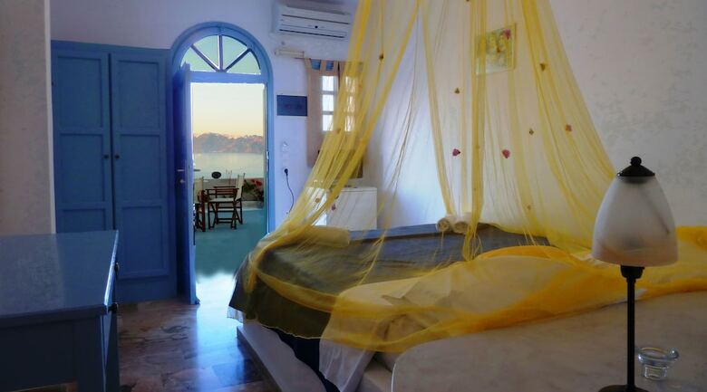 Hotel Kokkinos Villas