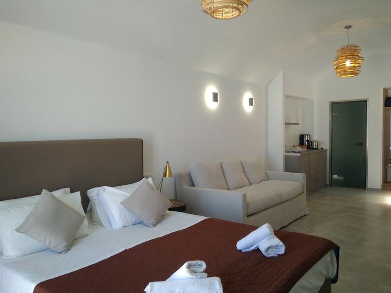 Hotel Kokkinos Villas