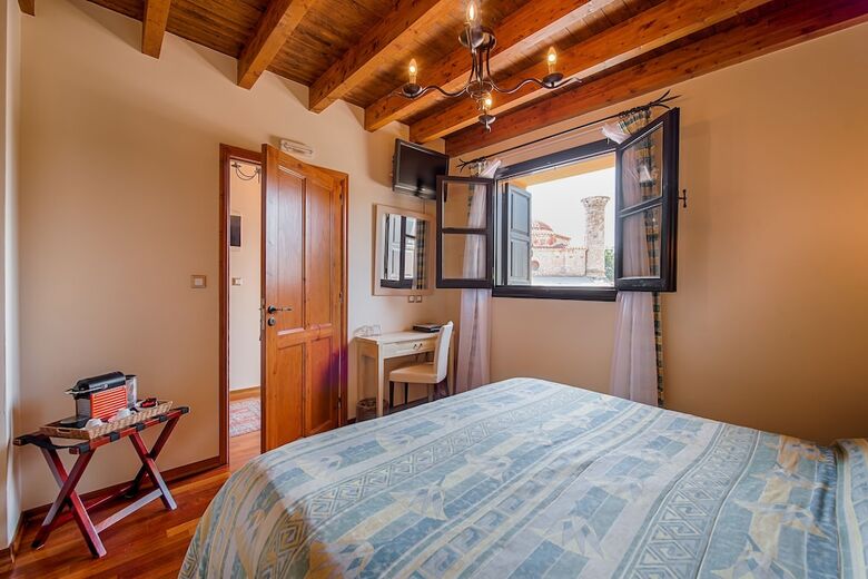 Zacosta Villa Hotel
