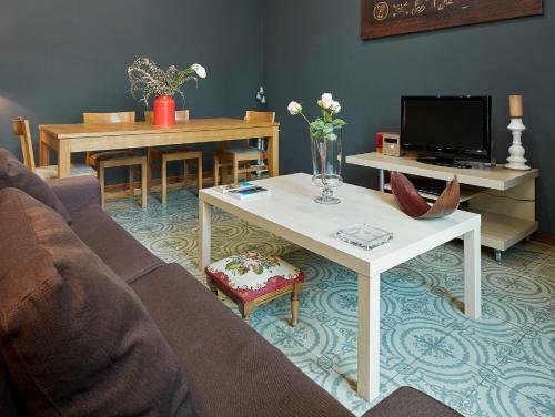 Fewdays Barcelona Apartments