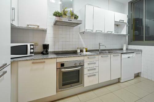 Fewdays Barcelona Apartments