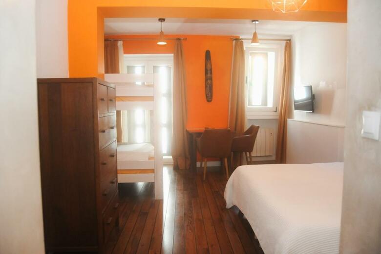 Hostal Boabdil Guesthouse
