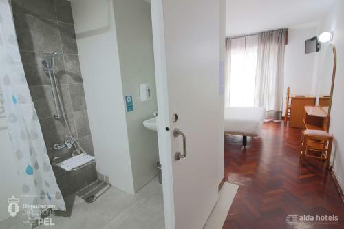 Hotel Hostal Alda Puerta Coru�a