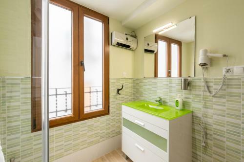 Apartamentos Puerta Nueva