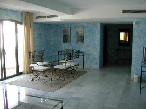 Aparthotel Park Plaza Suites Apartamentos