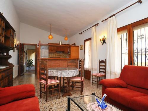 Holiday Home Balcon Al Mar 15-d