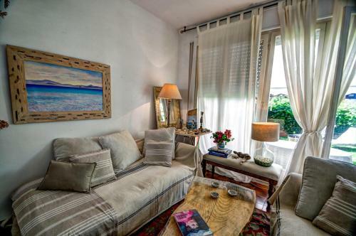 Can Cristina By Helloapartments
