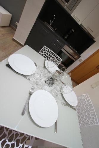 Click & Booking Apartamentos Atalaya Center