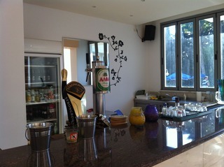 Olgas Hotel And Apts