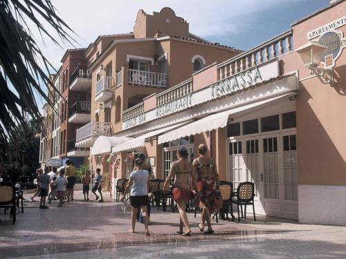 Apartamento Comte De Empuries - Apt C