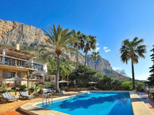 Holiday Home Petite Fleur