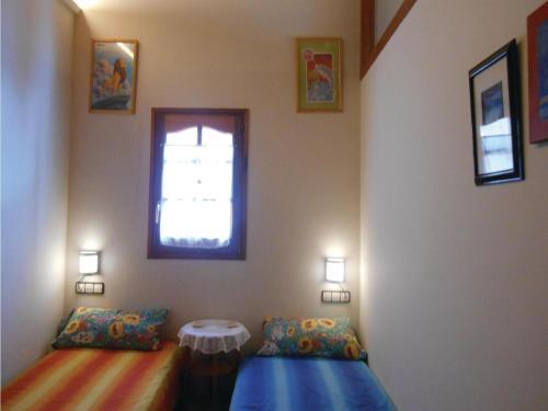 Apartment Es Cars P-548