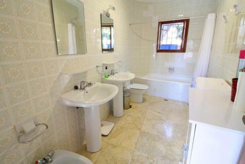 Holiday Villa Redonda