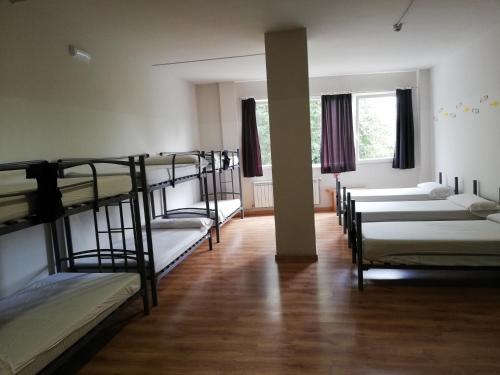 Alma Del Camino - Rooms & Albergue