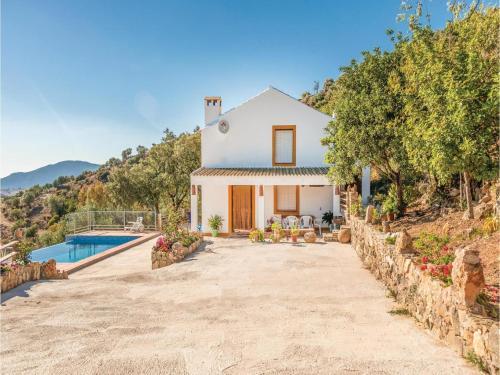 Three-bedroom Holiday Home In Cadiz