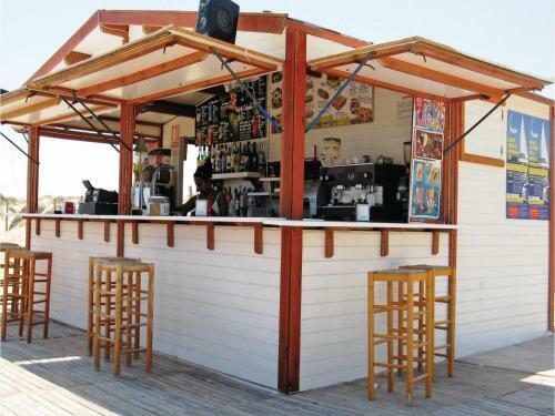 Three-bedroom Holiday Home In Rojales