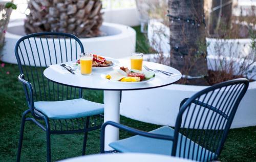 Aparthotel Coral Ocean View - Adults Only