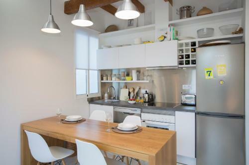 Apartamento Singularstays Roger De Flor