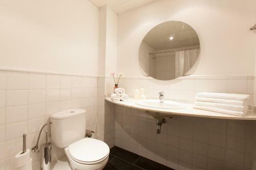 Serennia Apartamentos Ramblas - Pla�a Catalunya