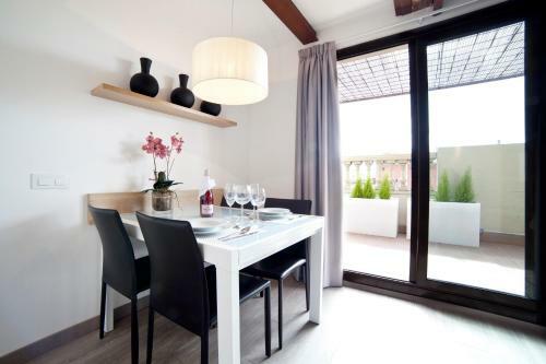 Serennia Apartamentos Ramblas - Pla�a Catalunya