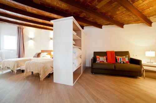 Serennia Apartamentos Ramblas - Pla�a Catalunya