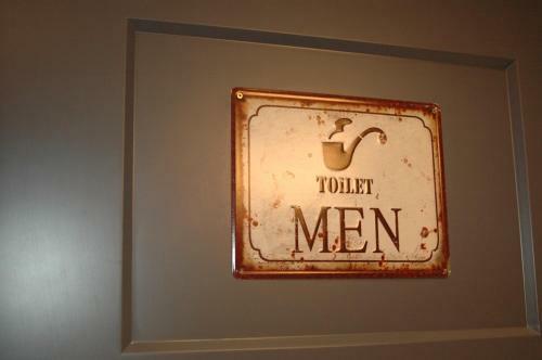 Hostal Groc Rooms