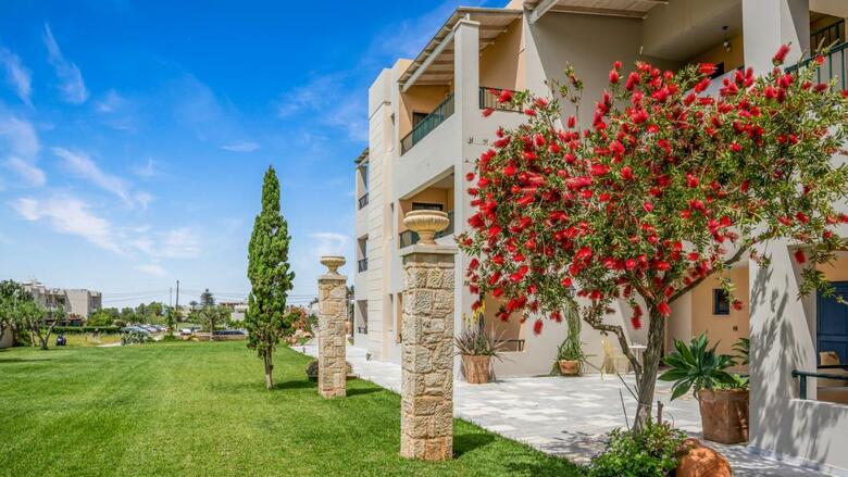 Golden Bay Hotel