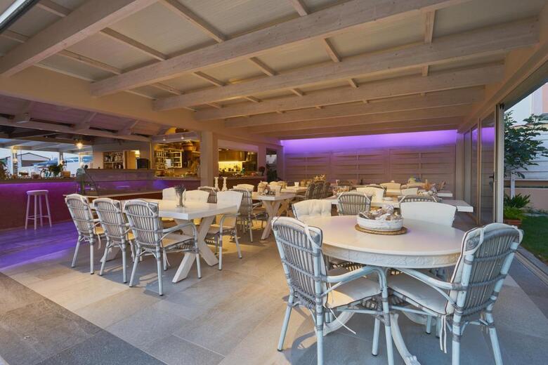 Golden Bay Hotel