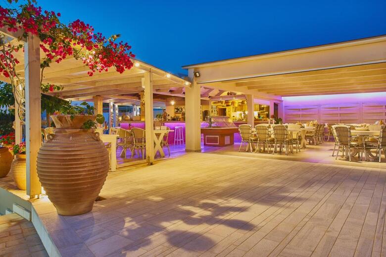 Golden Bay Hotel