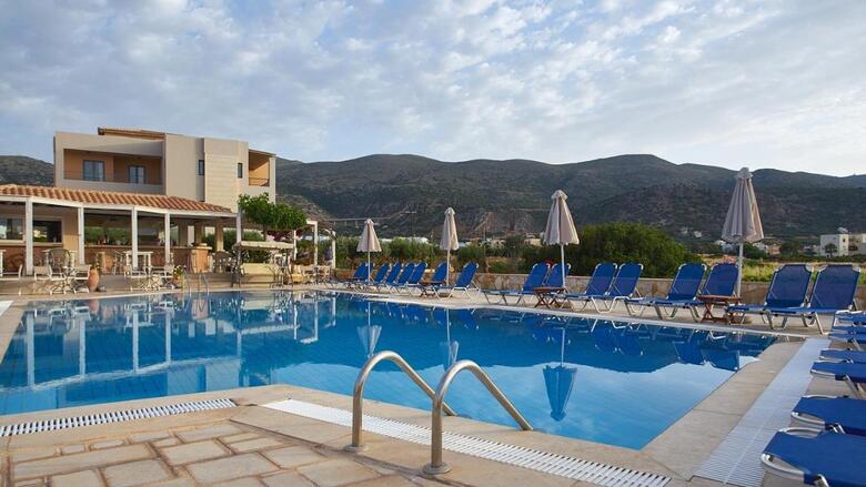 Golden Bay Hotel