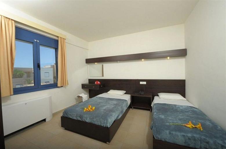 Meropi Hotel & Apartments