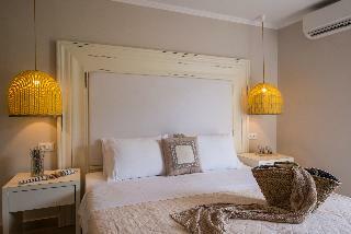 Notos Hotel & Suites
