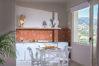 Notos Hotel & Suites