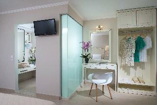 Notos Hotel & Suites
