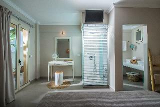 Notos Hotel & Suites