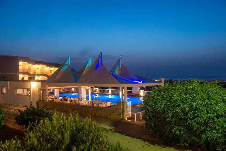 Notos Hotel & Suites