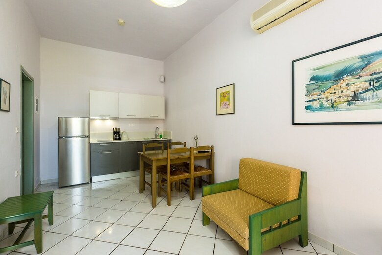 Hotel Philoxenia Apartments