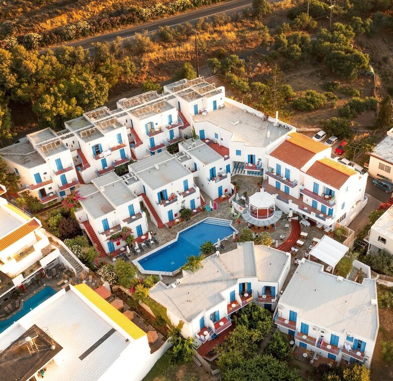 Hotel Kirki Village
