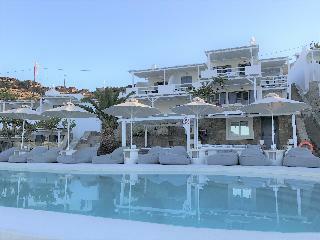 Hotel Panormos Village
