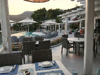 Hotel Panormos Village