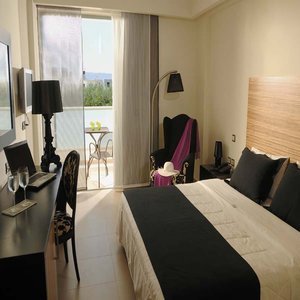 Hotel Angela Suites (familia Dlx)