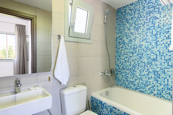 Hotel Angela Suites (familia Dlx)