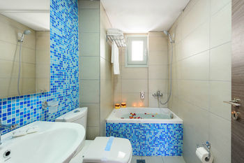 Hotel Angela Suites (familia Dlx)