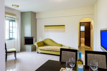 Hotel Angela Suites (familia Dlx)