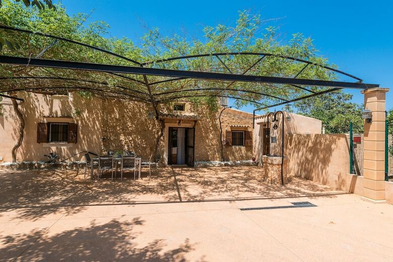 Villa Can Roca