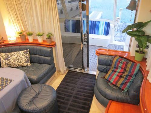 Lanzarote Yacht Hotel