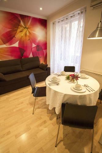 Foster Apartamentos Sol