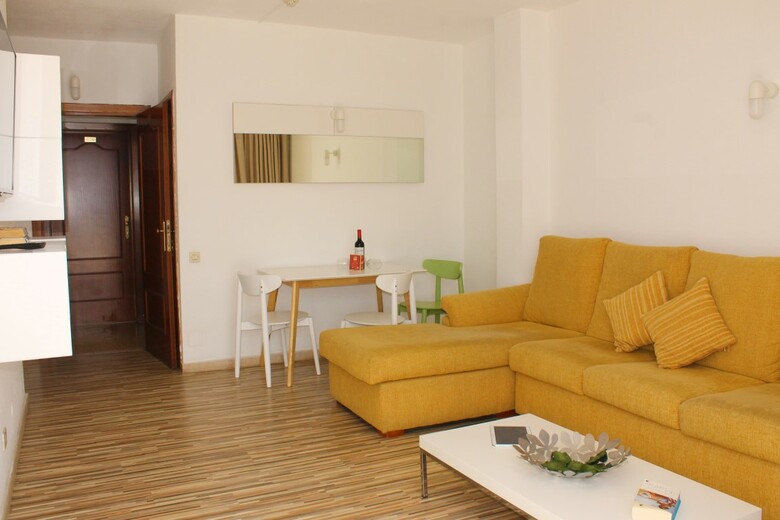 Apartamentos Rk Luz Playa Suites