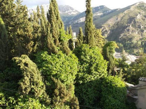 Apartamento Alojamientos Madrigal